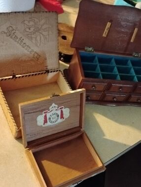 Wooden Jewelry and Keepsake Storage Box& Pair  Boxes- Brown